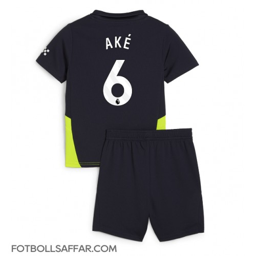 Manchester City Nathan Ake #6 Bortadräkt Barn 2024-25 Kortärmad (+ Korta byxor)